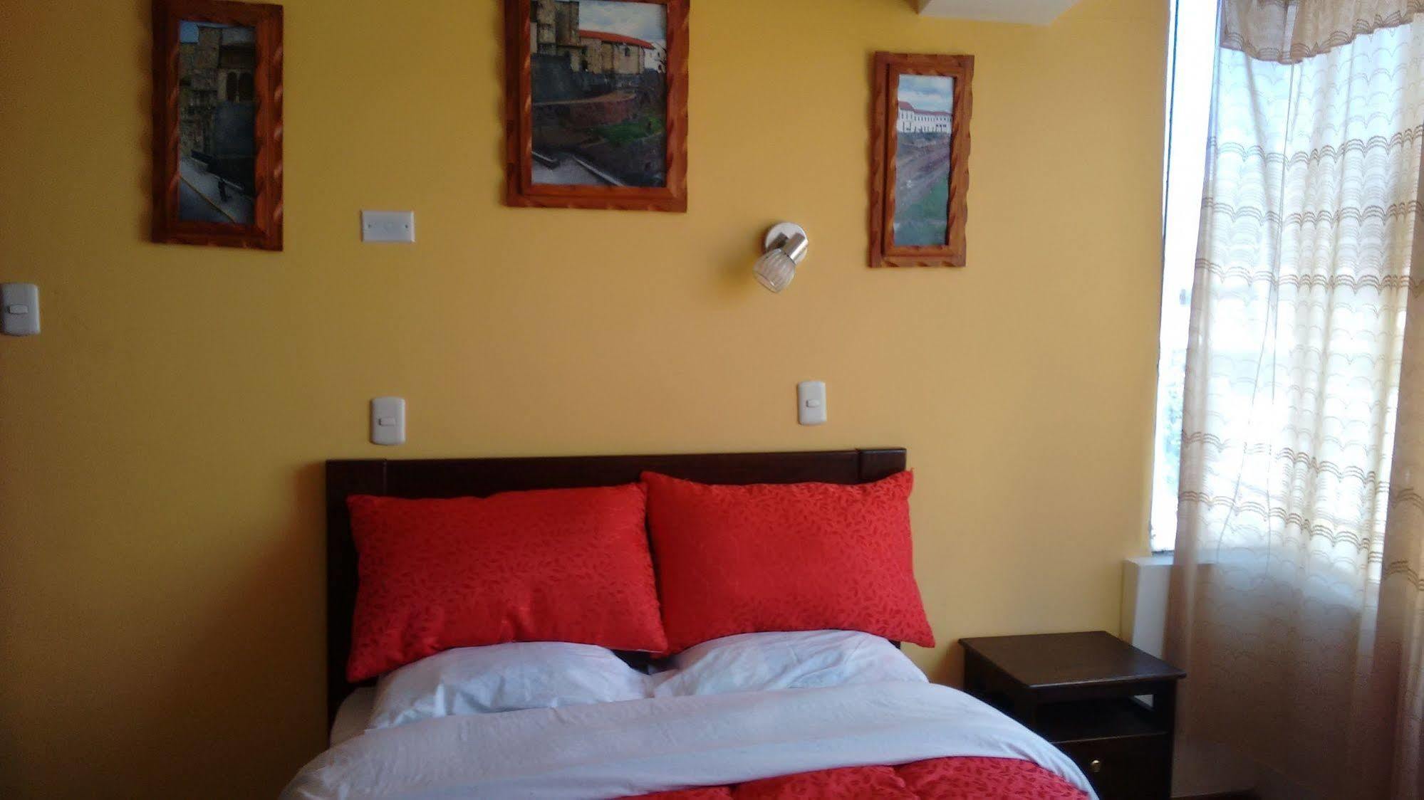 Bunker Hostal Cusco Exterior photo