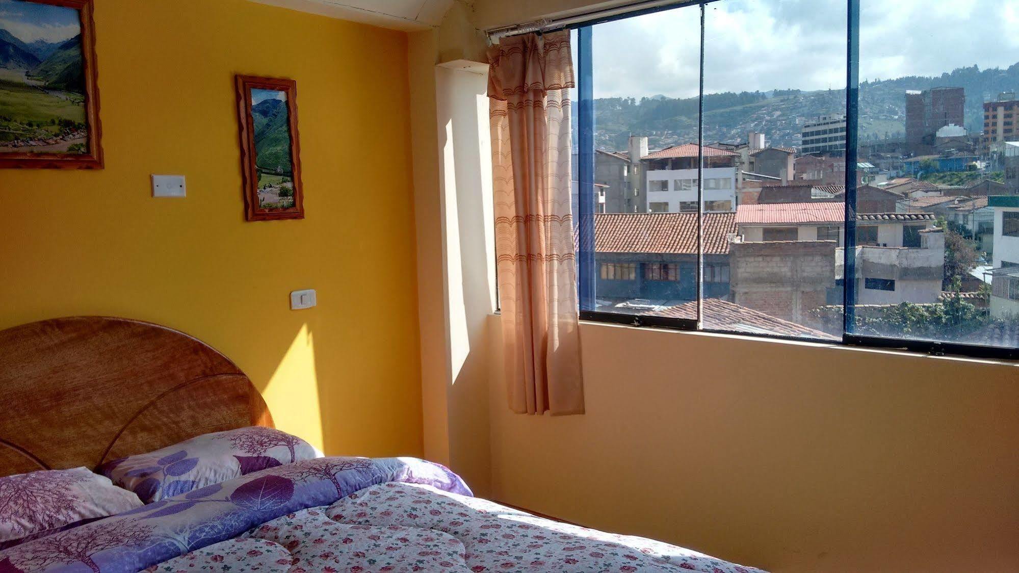 Bunker Hostal Cusco Exterior photo